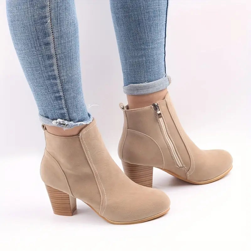 ARALYN | ORTHOPEDIC CHUNKY ANKLE BOOTS FOR WOMEN