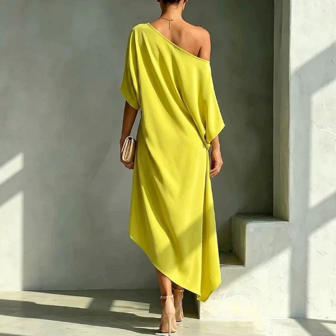 Camila – Elegant Asymmetrical Dress