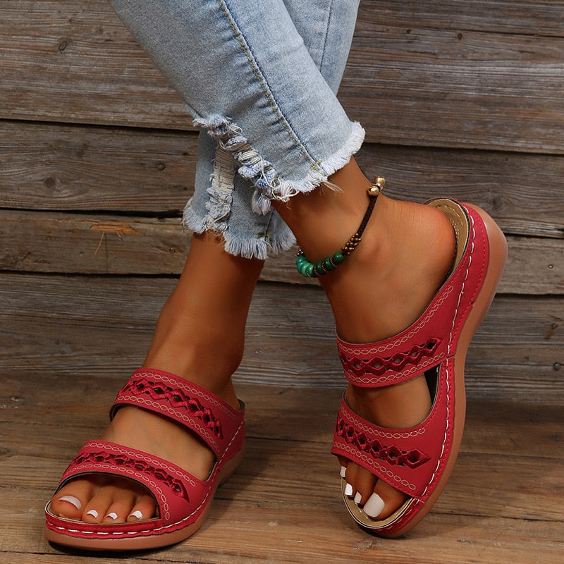 Monna – Padded Orthopedic Sandals