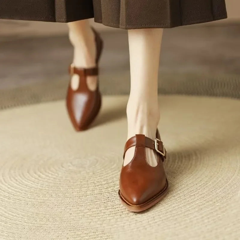 LEOMARA - SOPHISTICATED POINTED HEELS