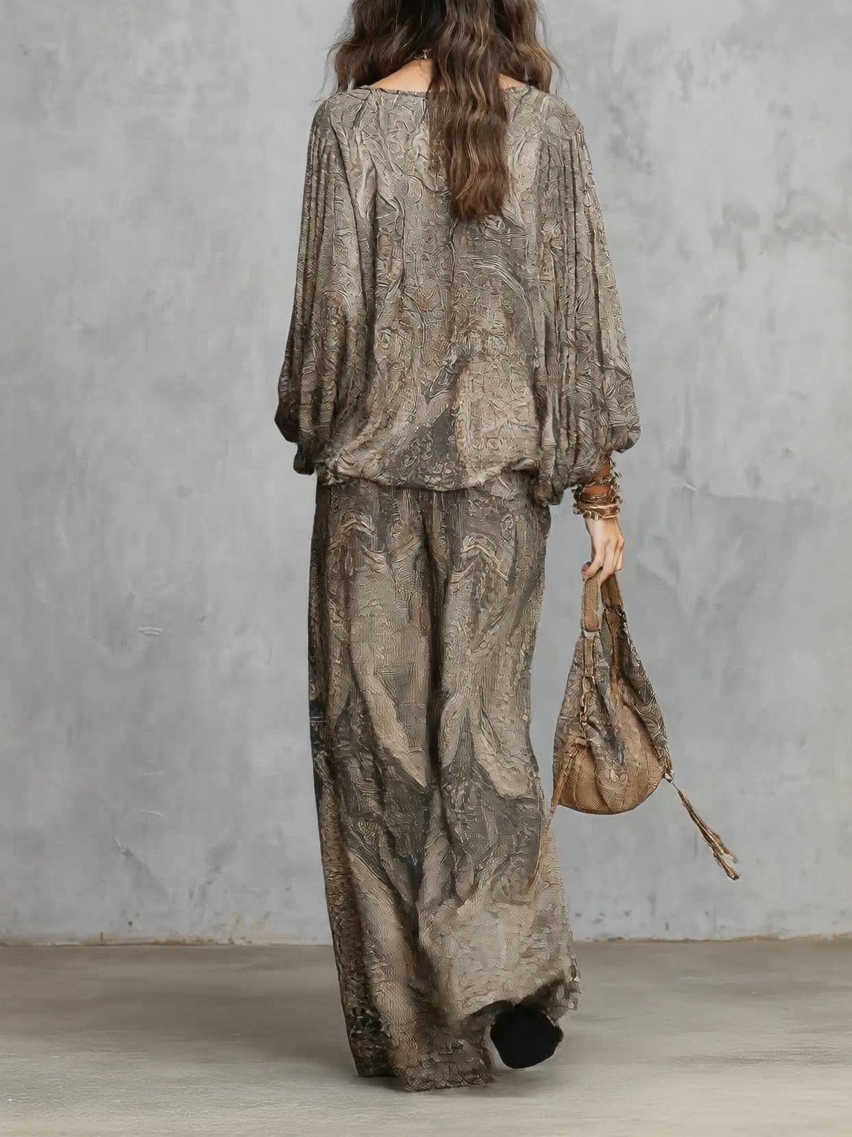 Top of Gray Paisley Pattern Lantern with Wide Leg Pants