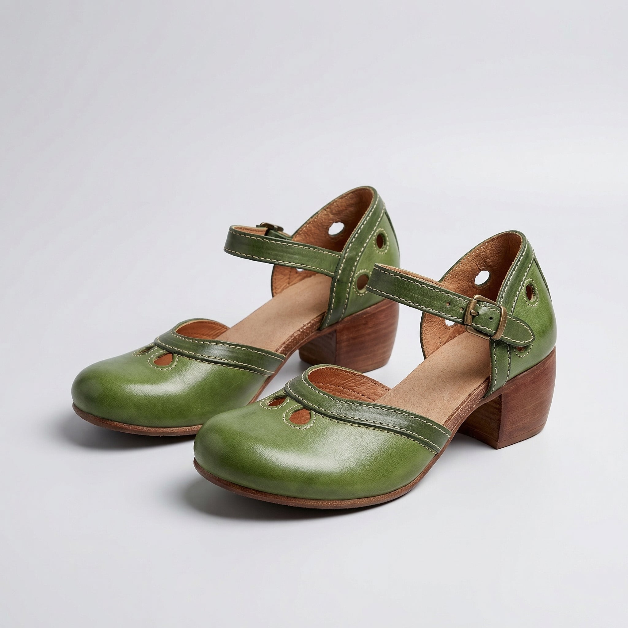 Lissa – Orthopedic Sandals with Low Heel