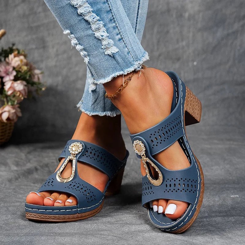 DELACROIX - COMFORTABLE ORTHOPAEDIC HEELED SANDALS
