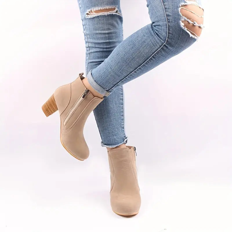 ARALYN | ORTHOPEDIC CHUNKY ANKLE BOOTS FOR WOMEN