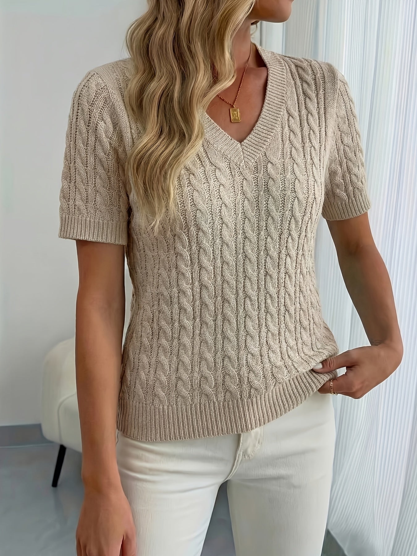 ELSIE – RIBBED V-NECK KNIT TOP