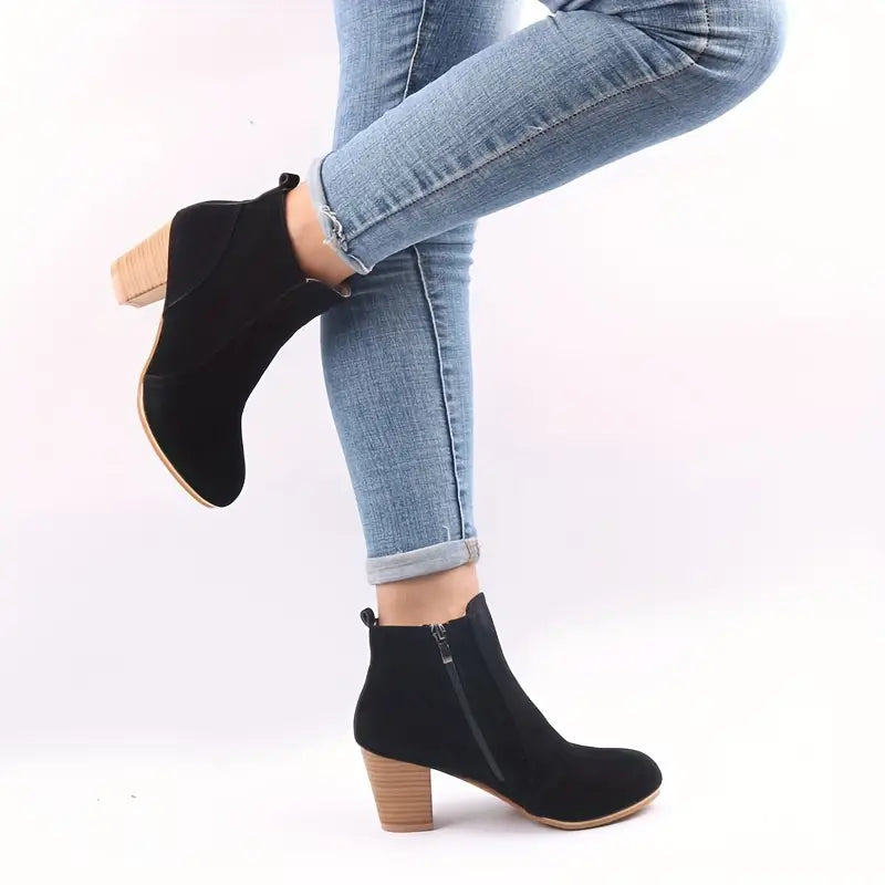 ARALYN | ORTHOPEDIC CHUNKY ANKLE BOOTS FOR WOMEN