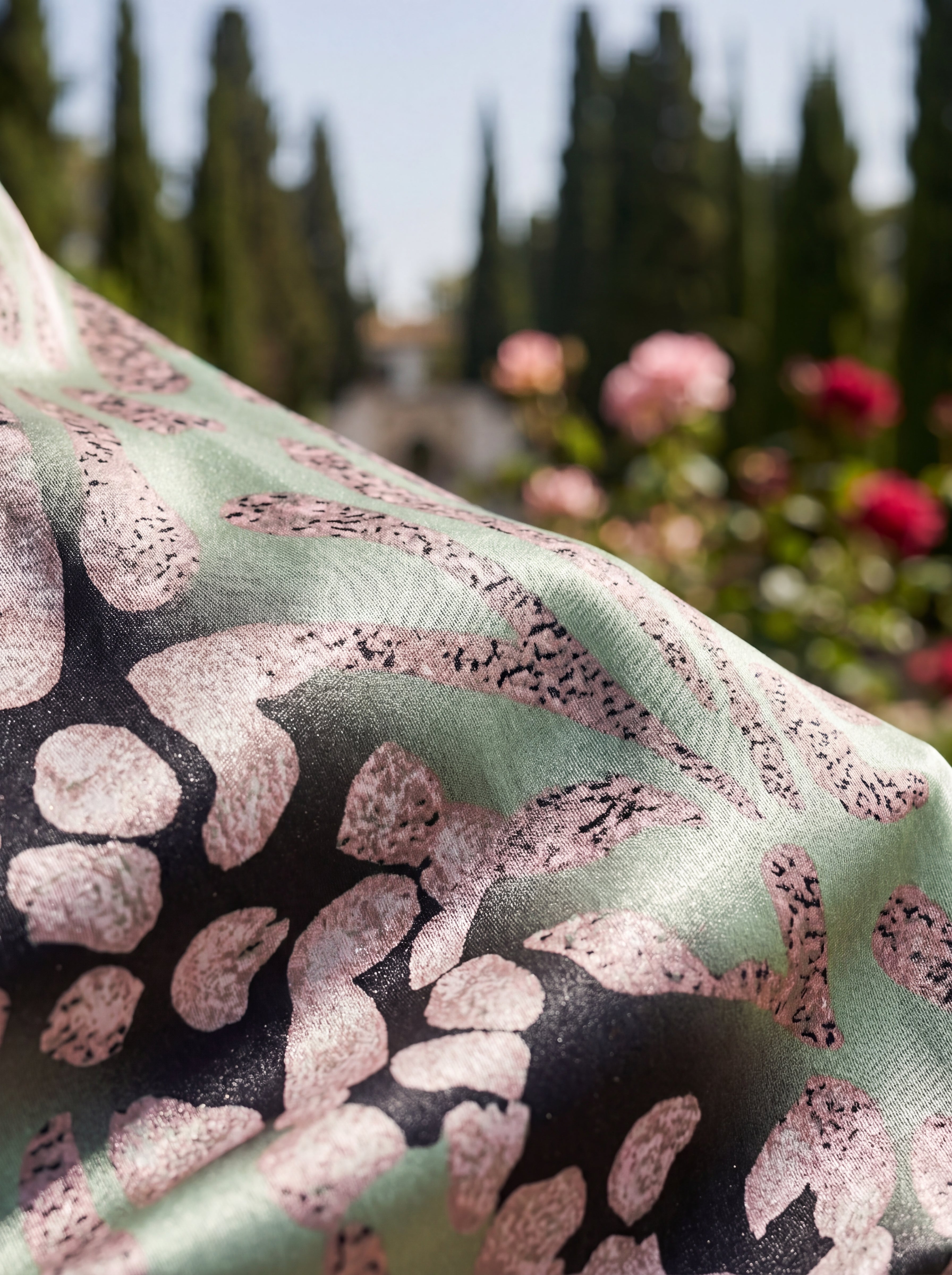 VALERIE | ELEGANT FLOWY MAXI DRESS FOR WOMEN