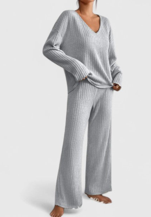Angeline™ Comfortable Set