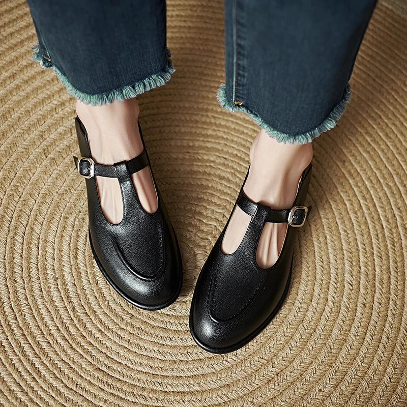 LAURA - LOW HEEL CLASSIC PUMPS