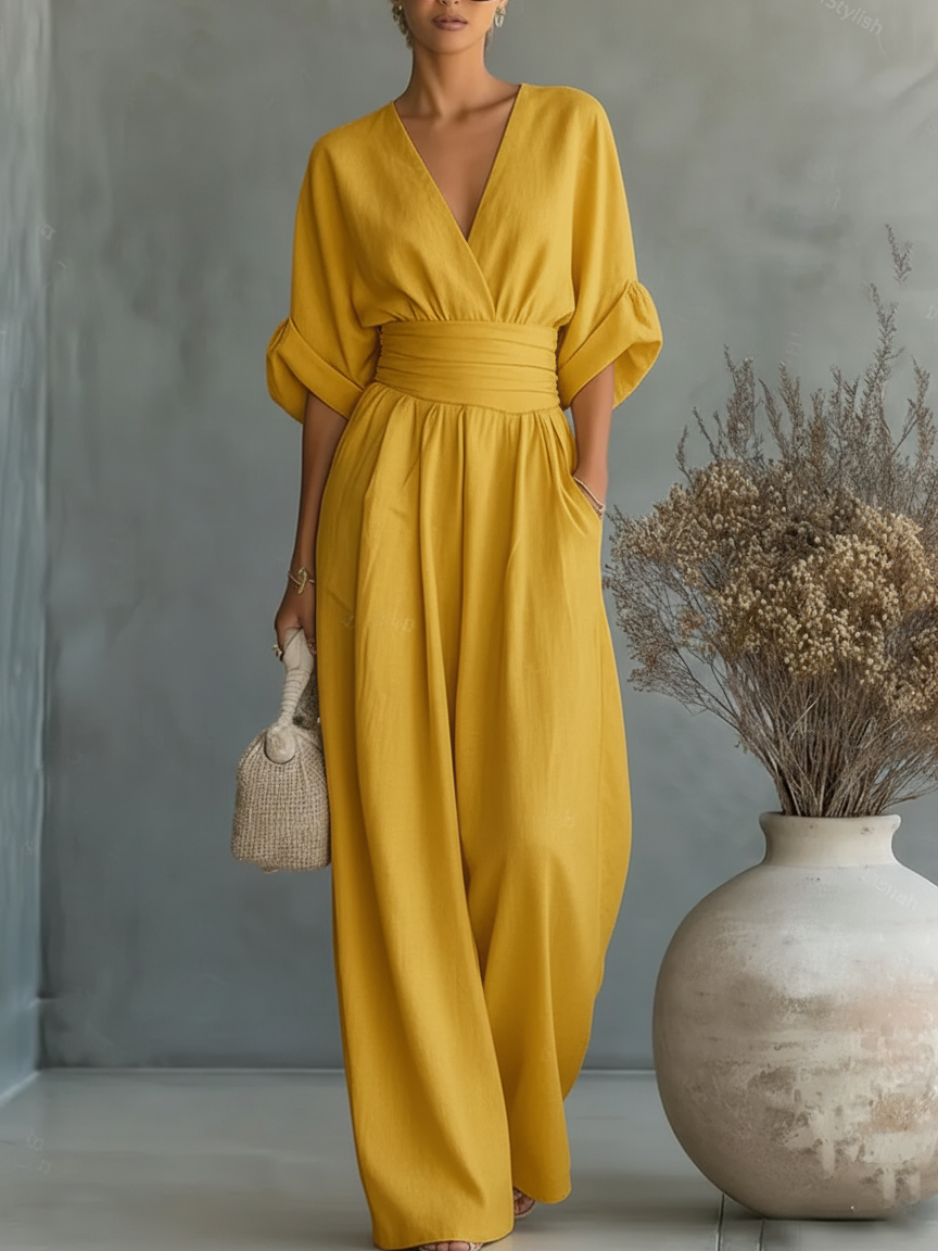 ESSENTIAL - ELEGANT V-NECK JUMPSUIT