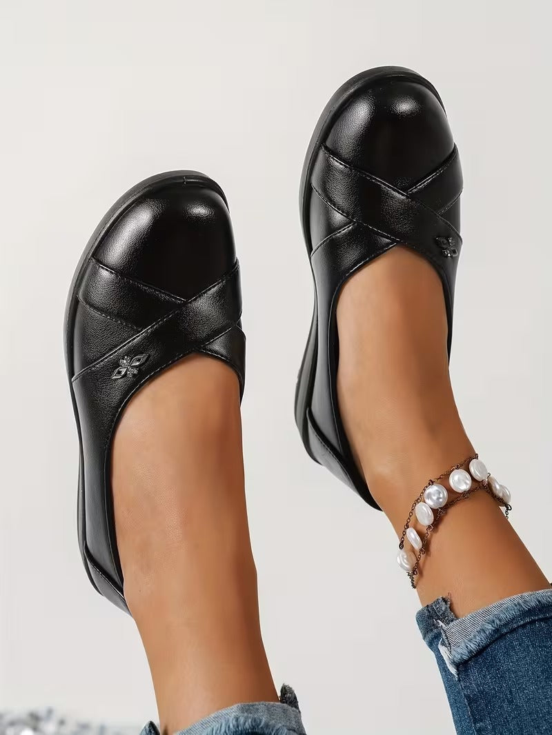 CHARLOTTE – CLASSIC PENNY LOAFERS