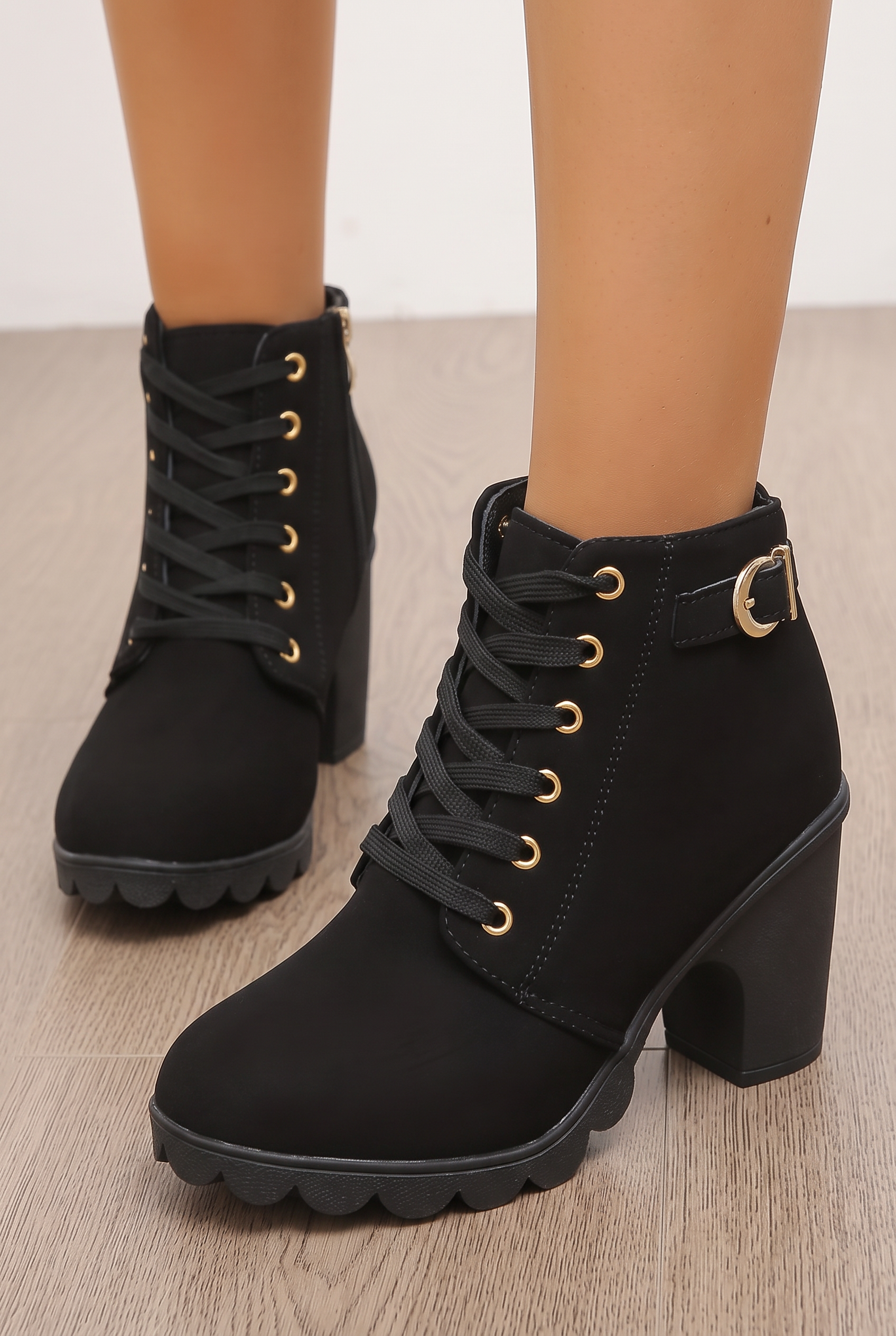 LILARDIA | CHUNKY ANKLE BOOTS FOR WOMEN